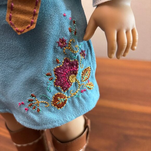 American Girl Nicki Fleming doll, retired 2007 Girl of the Year - Picture 3 of 8